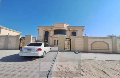 Villa - 6 Bedrooms for rent in Mohamed Bin Zayed Centre - Mohamed Bin Zayed City - Abu Dhabi