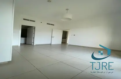 Apartment - 2 Bedrooms - 2 Bathrooms for rent in Zahra Apartments 1B - Zahra Apartments - Town Square - Dubai