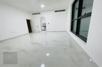 Apartment - 1 Bathroom for rent in Zayed City (Khalifa City C) - Khalifa City - Abu Dhabi