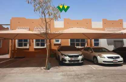 Villa - 4 Bedrooms - 5 Bathrooms for rent in Shakhbout City - Abu Dhabi