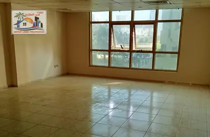 Apartment - Studio - 1 Bathroom for rent in Al Majaz 2 - Al Majaz - Sharjah