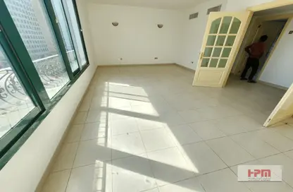 Apartment - 2 Bedrooms - 2 Bathrooms for rent in Al Salam Street - Abu Dhabi