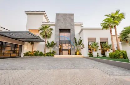 Villa - 6 Bedrooms - 7 Bathrooms for rent in Signature Villas Frond K - Signature Villas - Palm Jumeirah - Dubai