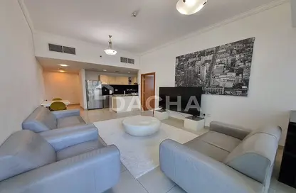 Apartment - 1 Bedroom - 2 Bathrooms for rent in Ocean Heights - Dubai Marina - Dubai