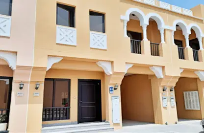 Villa - 2 Bedrooms - 3 Bathrooms for sale in Zone 7 - Hydra Village - Abu Dhabi