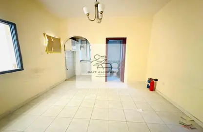 Apartment - 1 Bedroom - 1 Bathroom for rent in Al Musalla - Sharjah