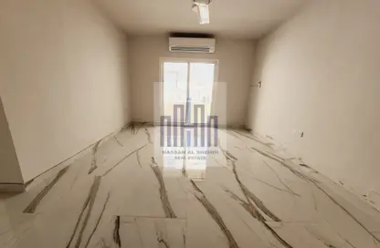 Apartment - 1 Bedroom - 2 Bathrooms for rent in Muwailih Building - Muwaileh - Sharjah