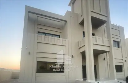 Villa - 4 Bedrooms - 5 Bathrooms for rent in Al Quoz 1 - Al Quoz - Dubai