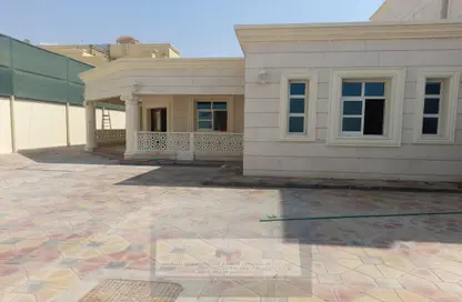 Villa - 3 Bedrooms - 3 Bathrooms for rent in Mohamed Bin Zayed Centre - Mohamed Bin Zayed City - Abu Dhabi