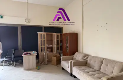 Shop - Studio - 1 Bathroom for rent in Russia Cluster - International City - Dubai