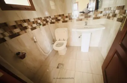 Apartment - 1 Bedroom - 2 Bathrooms for rent in Al Khrais - Al Jimi - Al Ain
