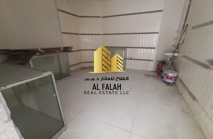 Bathroom image for: Shop - Studio for rent in Al Majaz 3 - Al Majaz - Sharjah, Image 1