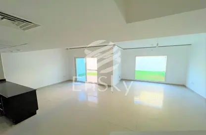 Villa - 4 Bedrooms - 5 Bathrooms for sale in Arabian Style - Al Reef Villas - Al Reef - Abu Dhabi