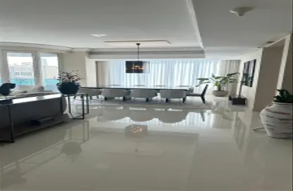 Apartment - 3 Bedrooms - 4 Bathrooms for sale in Al Majaz 3 - Al Majaz - Sharjah