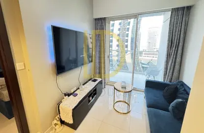 Apartment - 1 Bathroom for rent in Vera Residences - Business Bay - Dubai