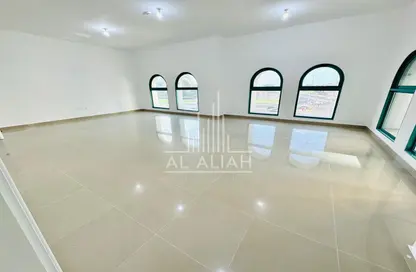 Apartment - 3 Bedrooms - 4 Bathrooms for rent in Corniche Road - Abu Dhabi