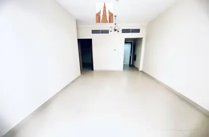 Apartment - 1 Bedroom - 2 Bathrooms for rent in Muwaileh 3 Building - Muwaileh - Sharjah