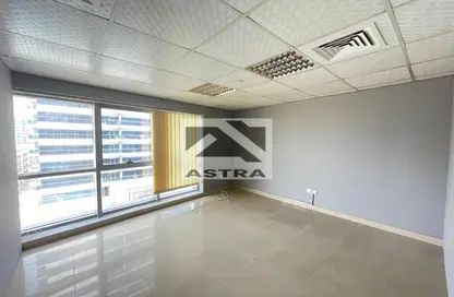 Office Space - Studio - 1 Bathroom for rent in Sheikha Noor Tower - Barsha Heights (Tecom) - Dubai