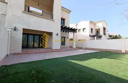 Villa - 3 Bedrooms - 5 Bathrooms for rent in Bloom Gardens - Al Salam Street - Abu Dhabi