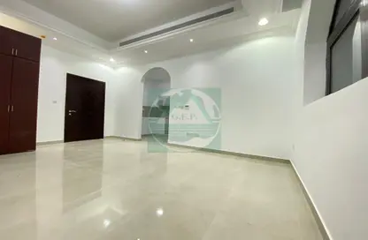 Apartment - 1 Bathroom for rent in Shakhbout City - Abu Dhabi