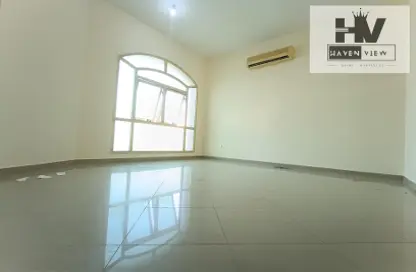 Apartment - 1 Bathroom for rent in Mohammed Villas 24 - Mohamed Bin Zayed City - Abu Dhabi