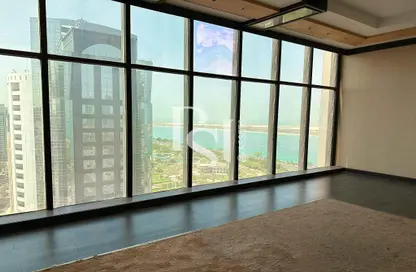 Office Space - Studio - 1 Bathroom for rent in Corniche Road - Abu Dhabi