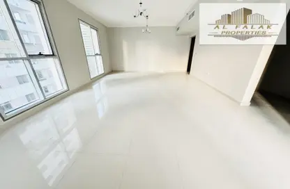 Apartment - 2 Bedrooms - 3 Bathrooms for rent in Al Mamzar - Al Mamzar - Sharjah - Sharjah