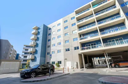 Apartment - 2 Bedrooms - 3 Bathrooms for sale in Tower 30 - Al Reef Downtown - Al Reef - Abu Dhabi