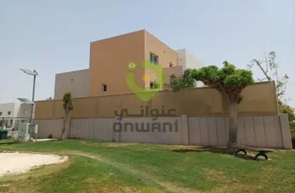 Villa - 5 Bedrooms - 6 Bathrooms for rent in Contemporary Style - Al Reef Villas - Al Reef - Abu Dhabi