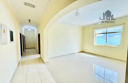 Apartment - 2 Bedrooms - 1 Bathroom for rent in Asharej - Al Ain