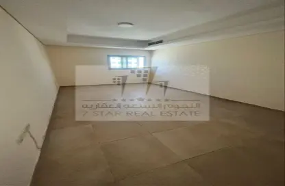 Apartment - 2 Bedrooms - 2 Bathrooms for sale in Abu shagara - Sharjah