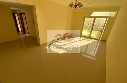 Apartment - 2 Bedrooms - 2 Bathrooms for rent in Muwaileh 29 Building - Muwaileh - Sharjah