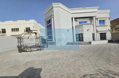 Villa - 5 Bedrooms - 7 Bathrooms for rent in Al Khail Gate - Al Quoz 2 - Al Quoz - Dubai