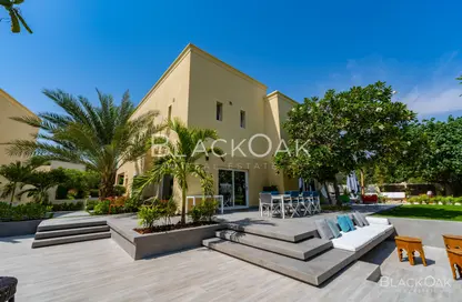 Villa - 4 Bedrooms - 4 Bathrooms for sale in Deema 2 - Deema - The Lakes - Dubai