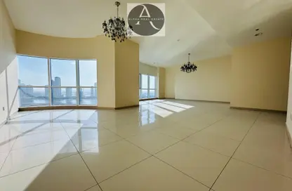 Apartment - 3 Bedrooms - 4 Bathrooms for rent in Al Rund Tower - Al Khan Lagoon - Al Khan - Sharjah