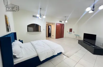 Apartment - Studio - 1 Bathroom for rent in University View - Dubai Silicon Oasis - Dubai