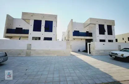 Villa - 5 Bedrooms - 7 Bathrooms for sale in Al Yasmeen 1 - Al Yasmeen - Ajman