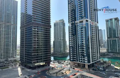 Apartment - 1 Bathroom for rent in Goldcrest Views 2 - JLT Cluster J - Jumeirah Lake Towers - Dubai