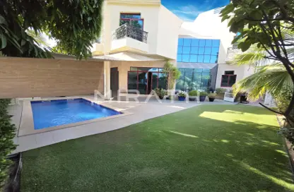 Villa - 4 Bedrooms - 5 Bathrooms for rent in Al Manara - Dubai