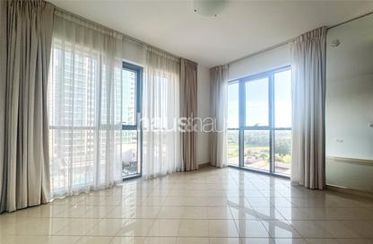 Apartment - 2 Bedrooms - 3 Bathrooms for sale in Golf Tower 1 - Golf Towers - The Views - Dubai