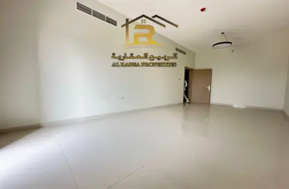 Apartment - 1 Bedroom - 2 Bathrooms for rent in Al Jurf 2 - Al Jurf - Ajman Downtown - Ajman