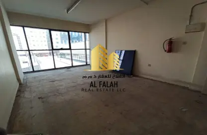 Office Space - Studio for rent in Al Mujarrah - Al Sharq - Sharjah