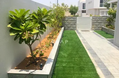 Townhouse - 3 Bedrooms - 4 Bathrooms for sale in Arabella Townhouses 2 - Arabella Townhouses - Mudon - Dubai