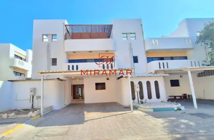 Villa - 4 Bedrooms - 5 Bathrooms for rent in Al Karamah - Abu Dhabi