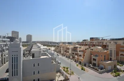 Townhouse - 4 Bedrooms - 5 Bathrooms for rent in Autumn - Seasons Community - Jumeirah Village Circle - Dubai