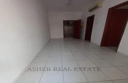 Apartment - 2 Bedrooms - 2 Bathrooms for rent in Al Baraha - Deira - Dubai