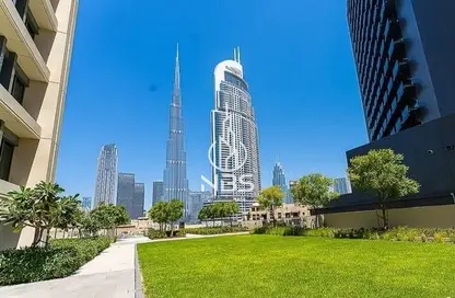 Apartment - 2 Bedrooms - 3 Bathrooms for rent in Burj Royale - Downtown Dubai - Dubai