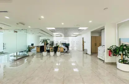 Office Space - Studio - 1 Bathroom for rent in Sky Tower - Shams Abu Dhabi - Al Reem Island - Abu Dhabi