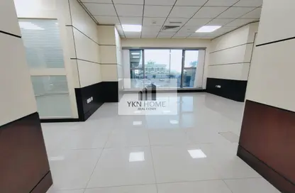 Office Space - Studio - 1 Bathroom for rent in Al Falah Street - City Downtown - Abu Dhabi