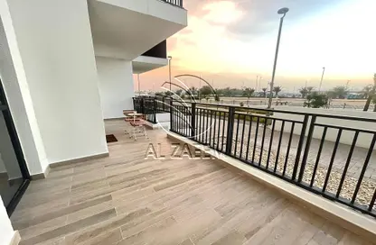 Apartment - 2 Bedrooms - 2 Bathrooms for sale in Waters Edge - Yas Island - Abu Dhabi